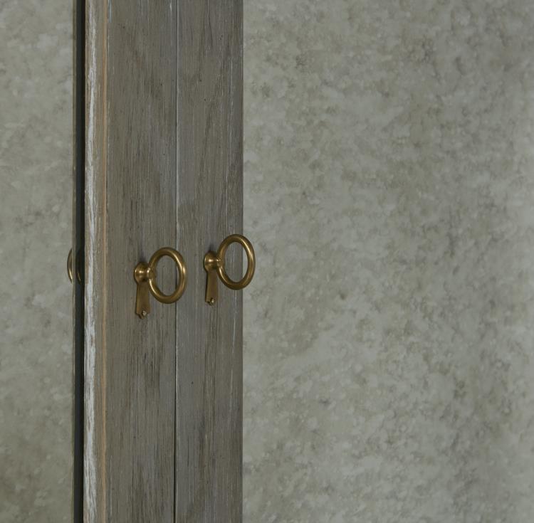 899-404